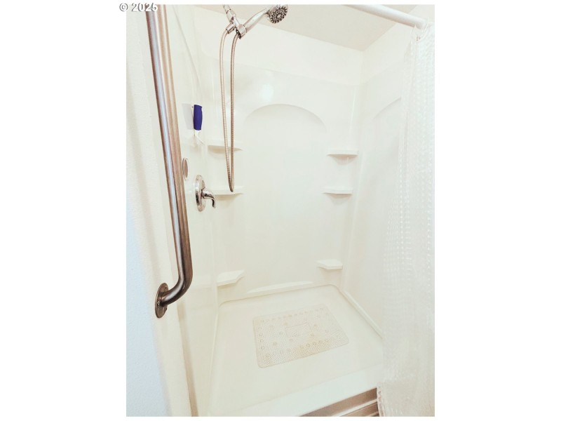 Bathroom, Attached