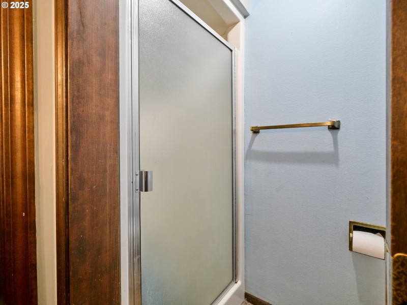 Bathroom, Attached