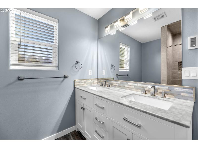 Owner's Suite Bathroom