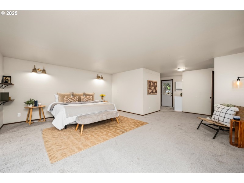 Bedroom, Owner's Suite