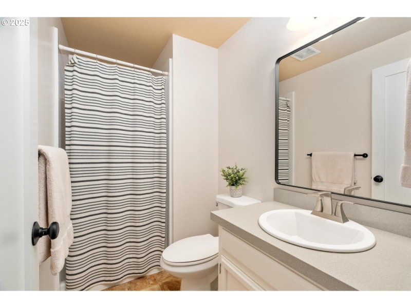 Bathroom, Attached