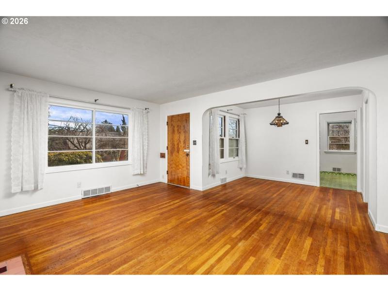 Living Room/Dining Room