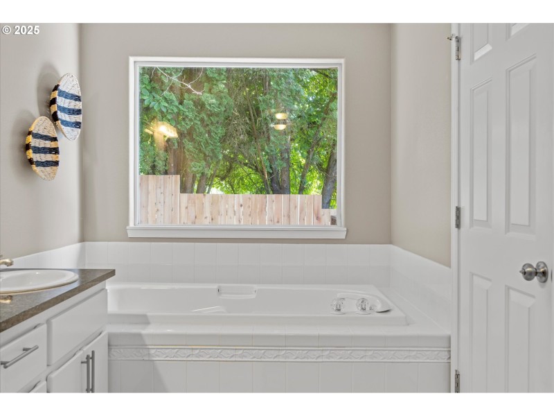Bathroom, Attached