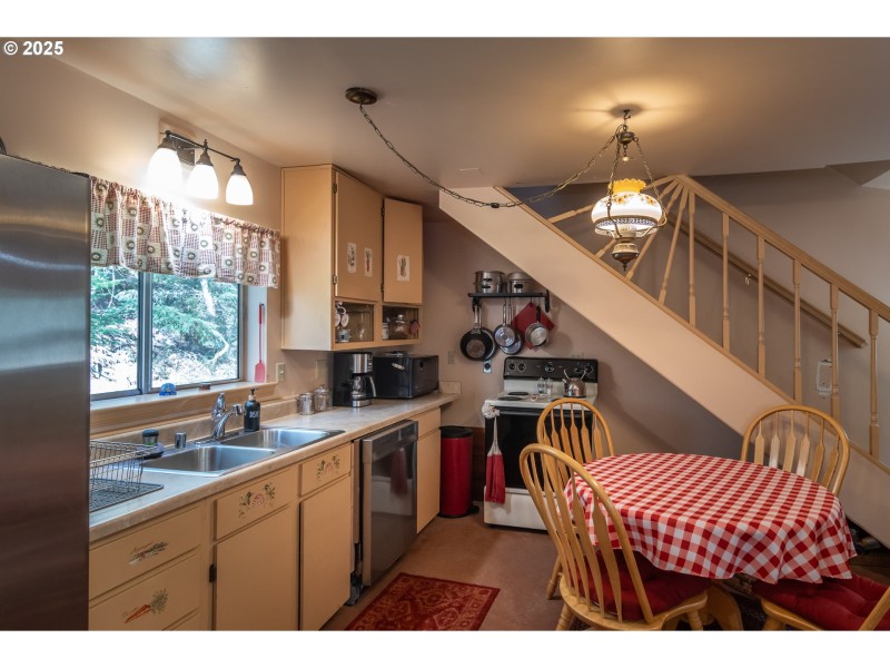 Guest Quarters