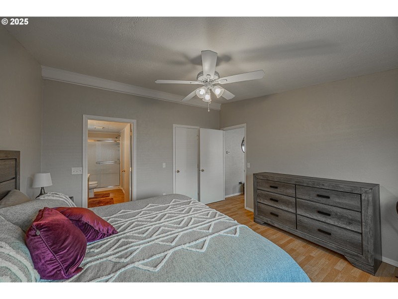 Bedroom, Owner's Suite