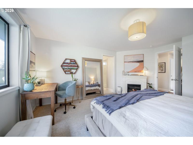 Bedroom, Owner's Suite