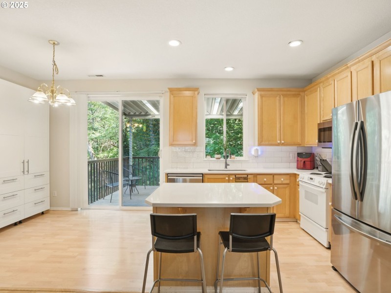 Kitchen/Outside