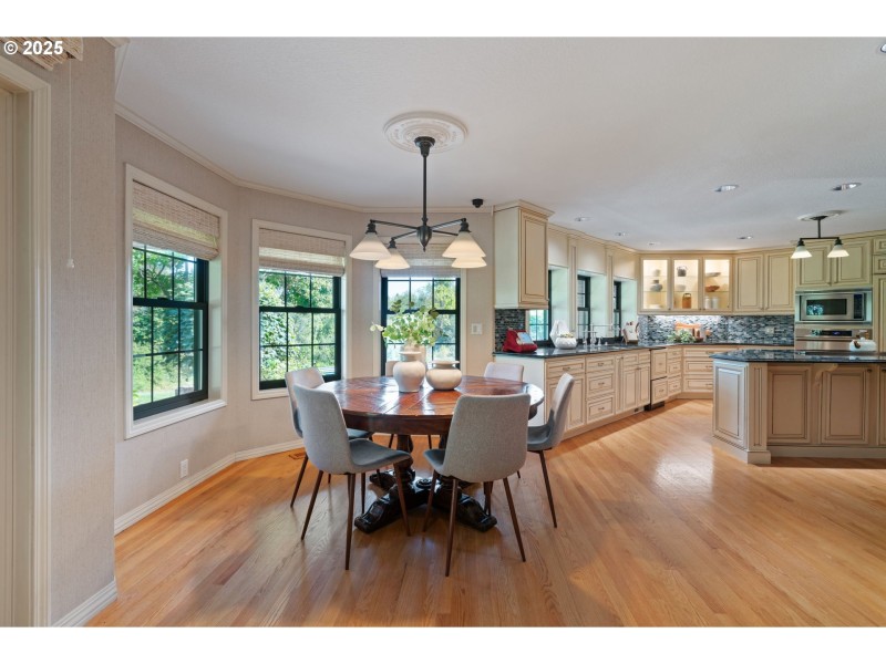 Kitchen/Nook