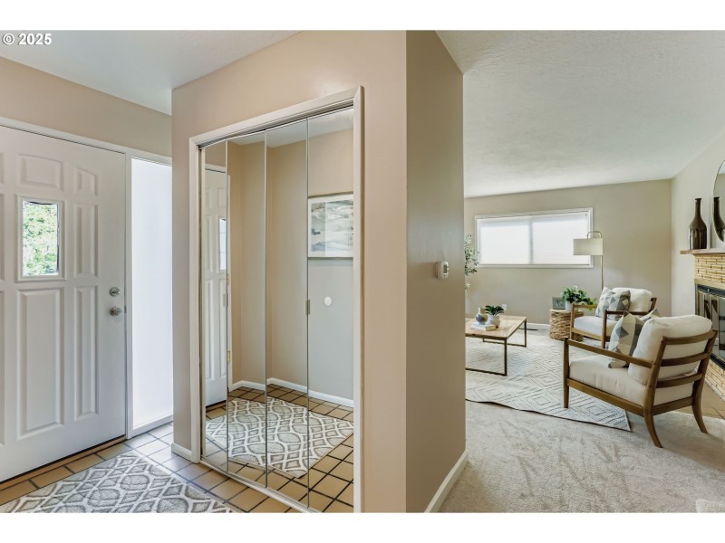 Entrance/Foyer