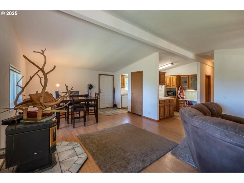 Living Room/Dining Room