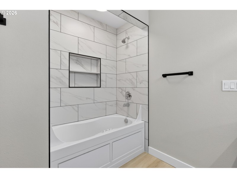 Owner's Suite Bathroom