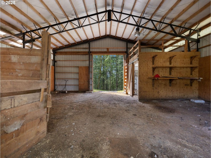 Barn