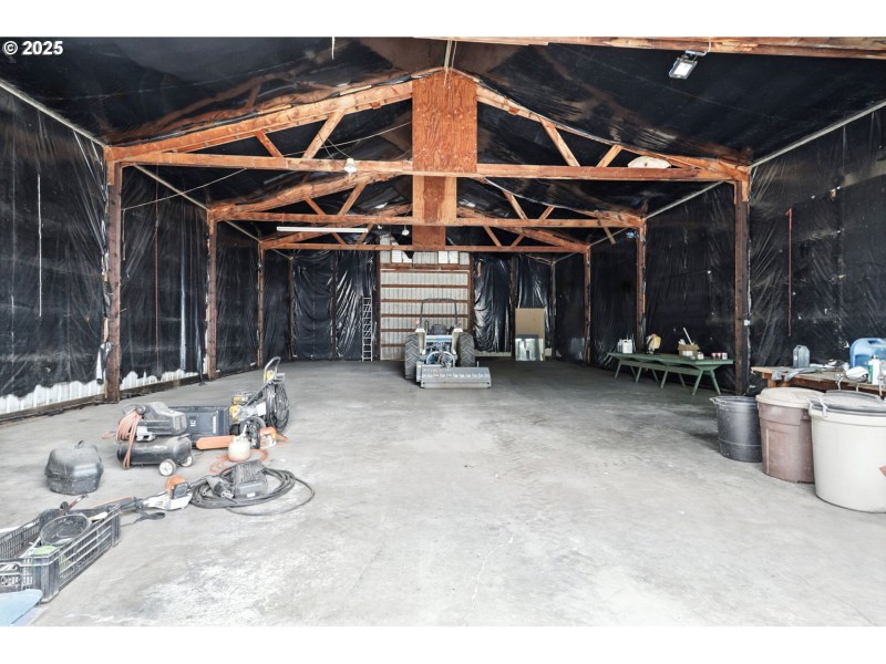 Barn