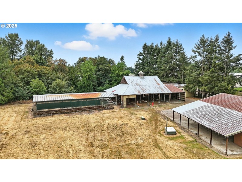 Barn