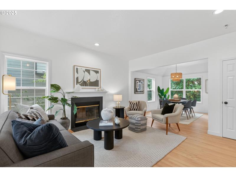 Living Room/Dining Room