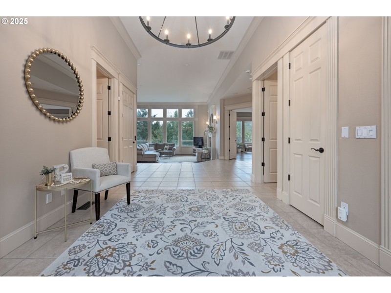 Entrance/Foyer