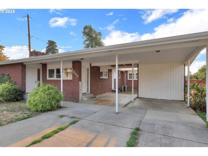 Carport