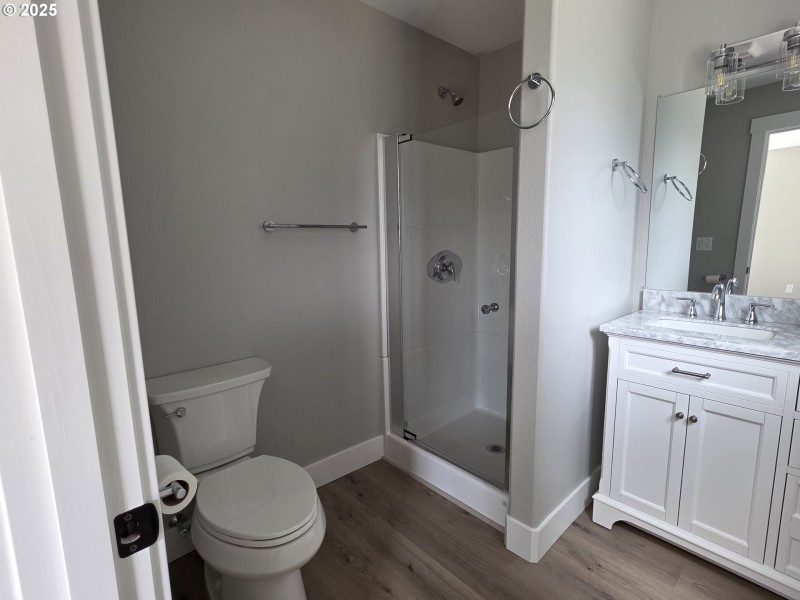 Bathroom, Attached