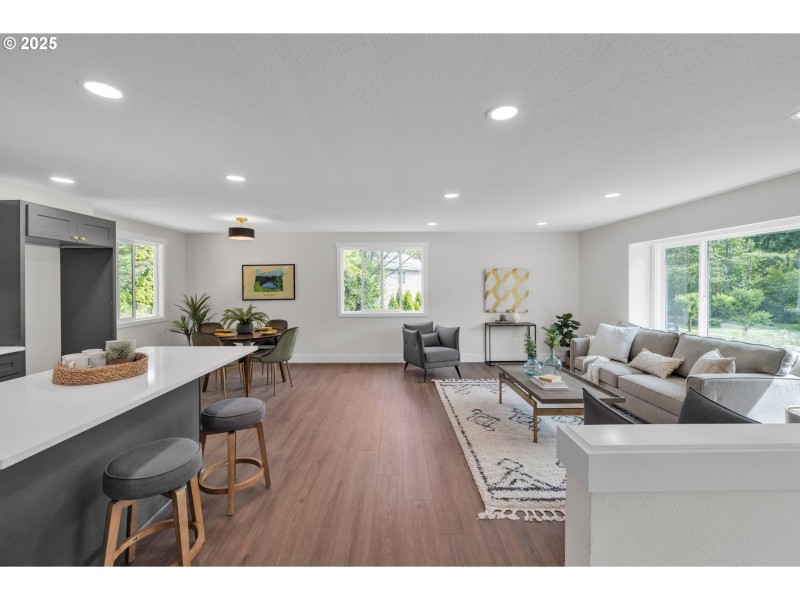 Kitchen/Living Room