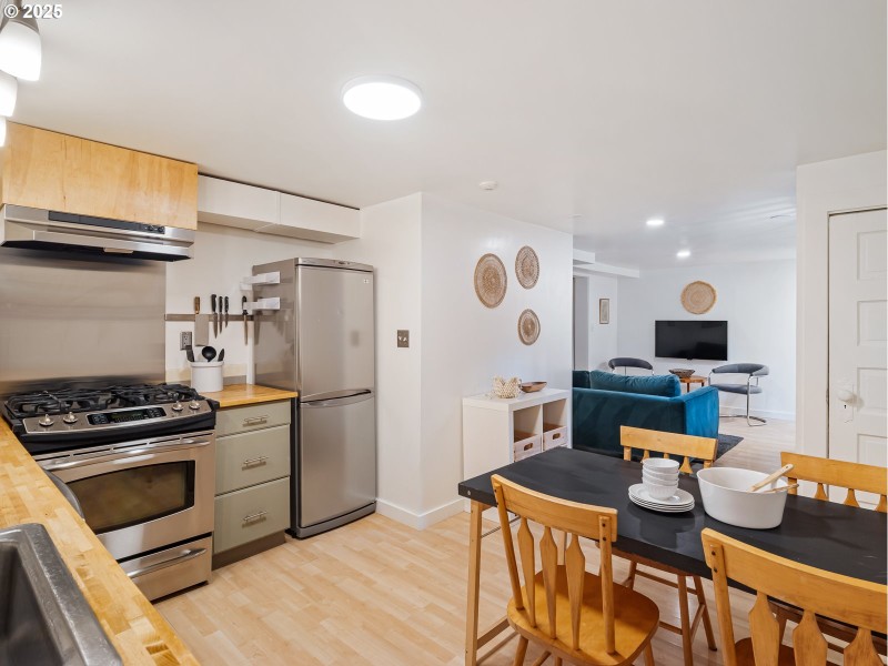 Kitchen/Dining Room