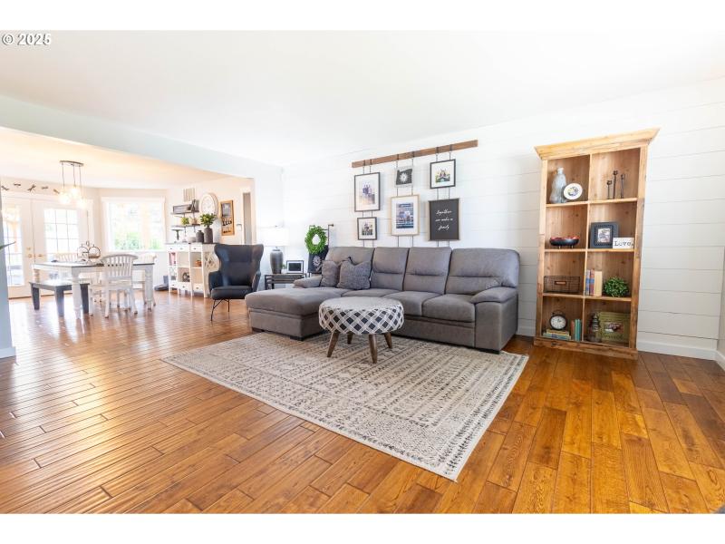 Living Room/Dining Room