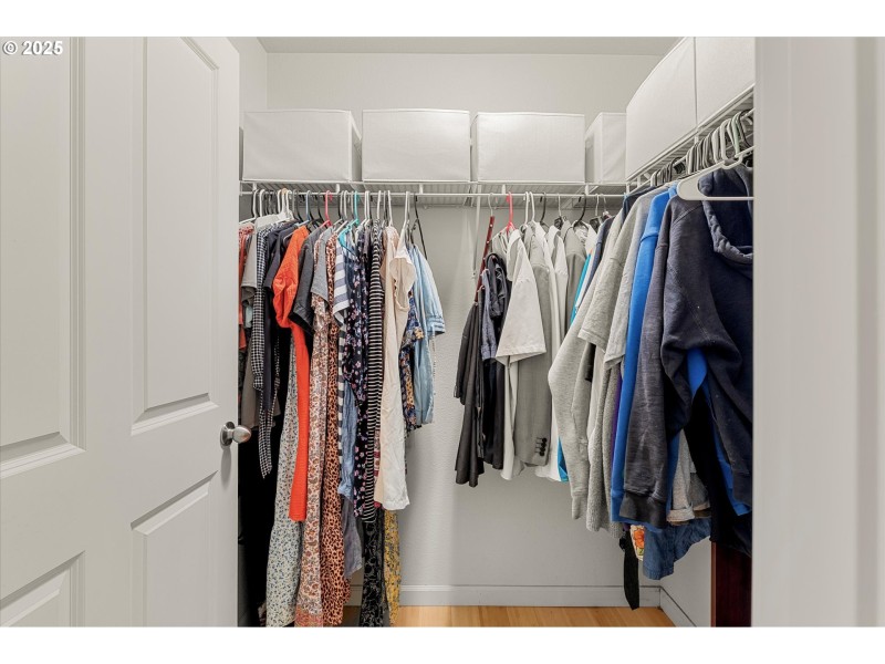 Bedroom, Primary