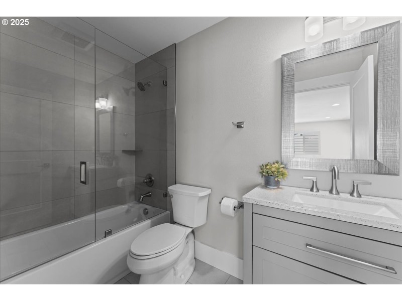 Bathroom, Attached