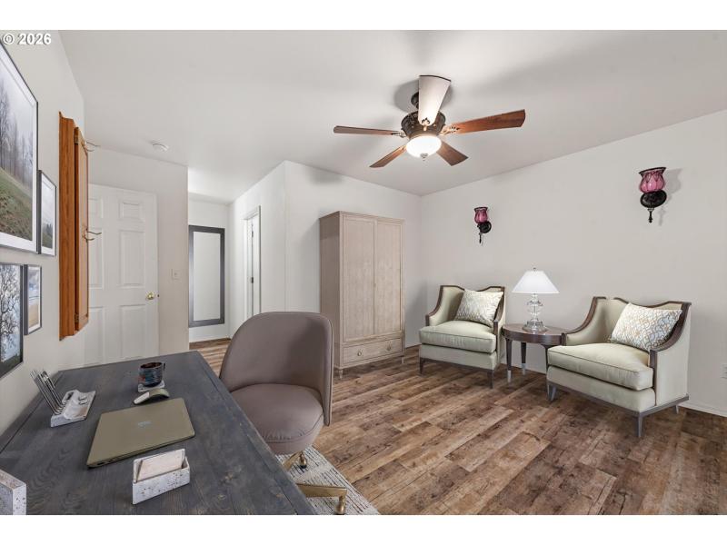 Bedroom, Owner's Suite