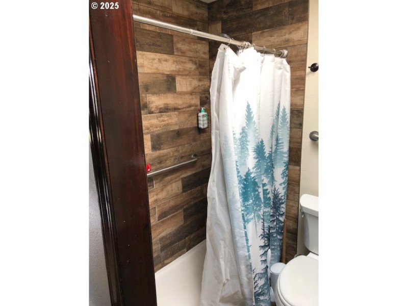 Bathroom, Attached