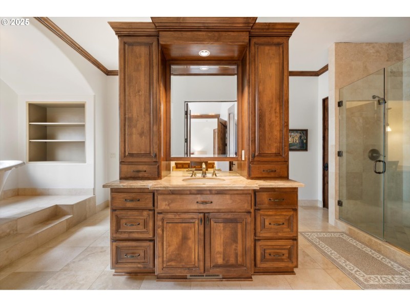 Owner's Suite Bathroom