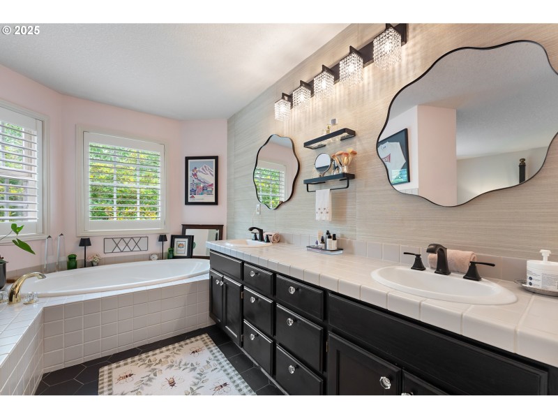Bathroom, Attached