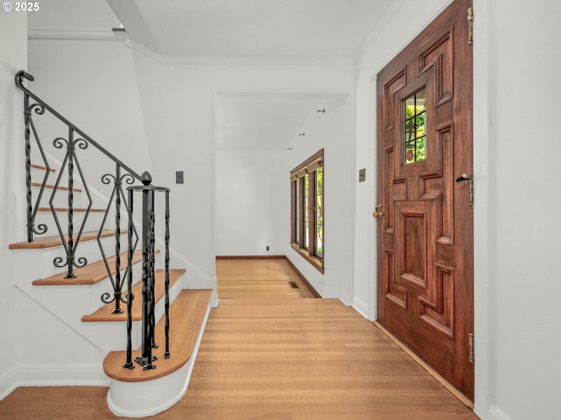 Entrance/Foyer