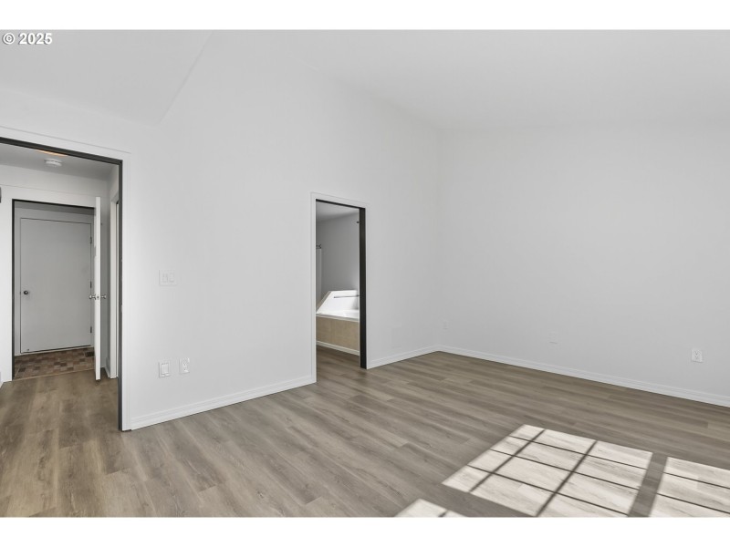 Bedroom, Primary