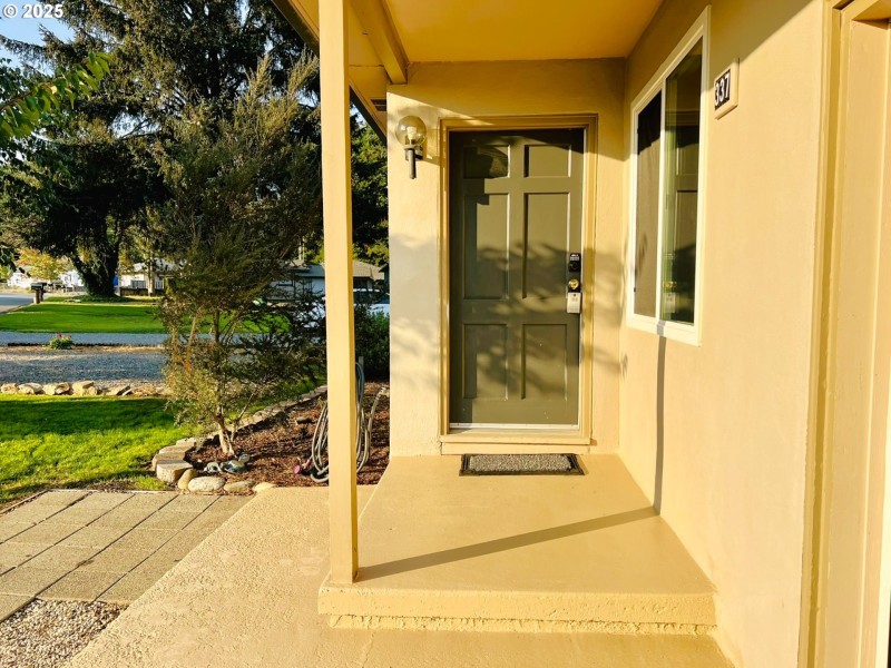 Entrance/Foyer