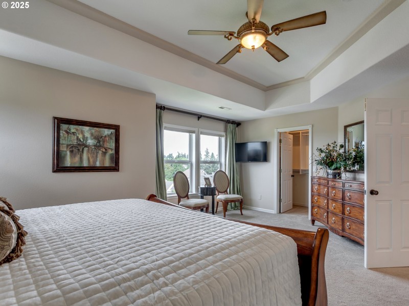 Bedroom, Primary