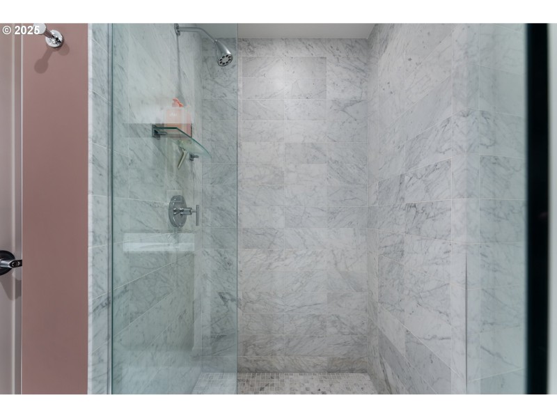 Bathroom, Attached