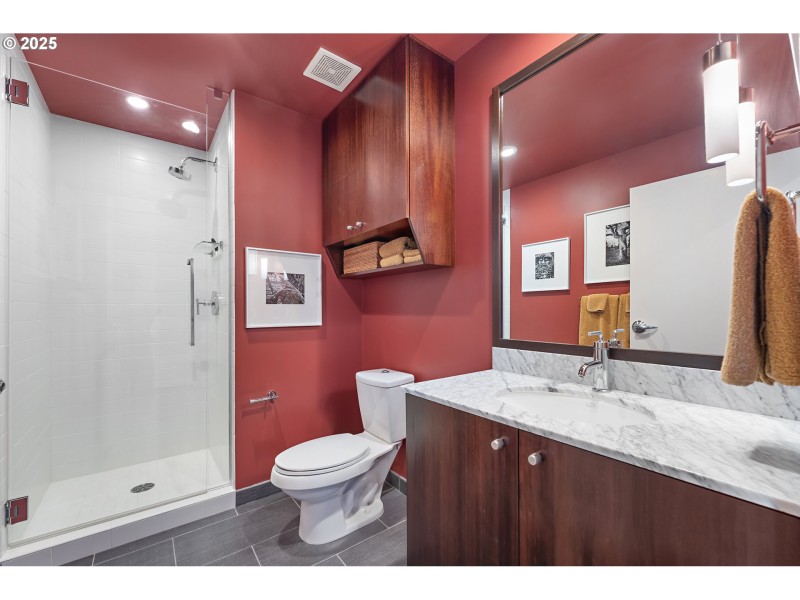 Bathroom, Attached