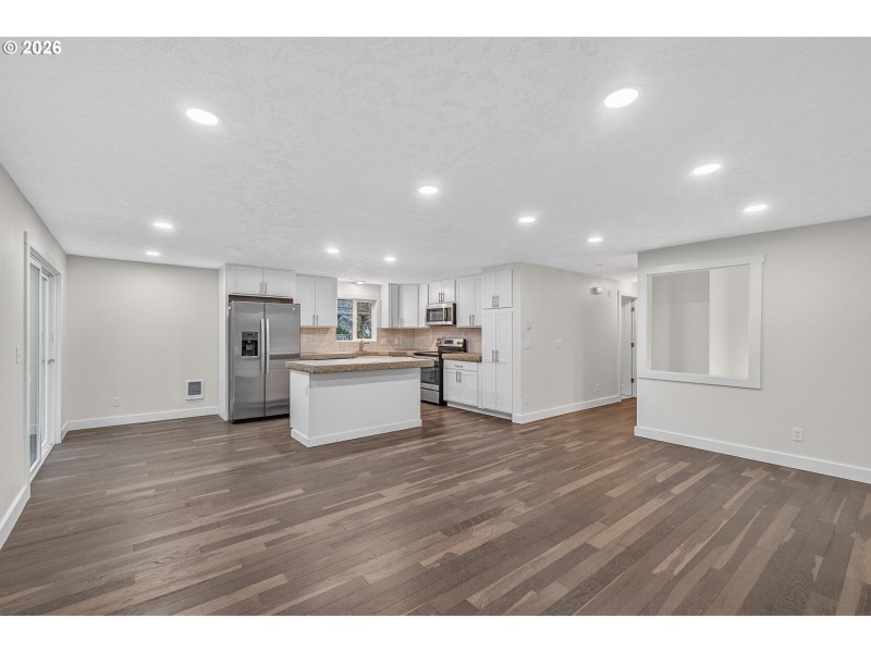 Living Room/Dining Room