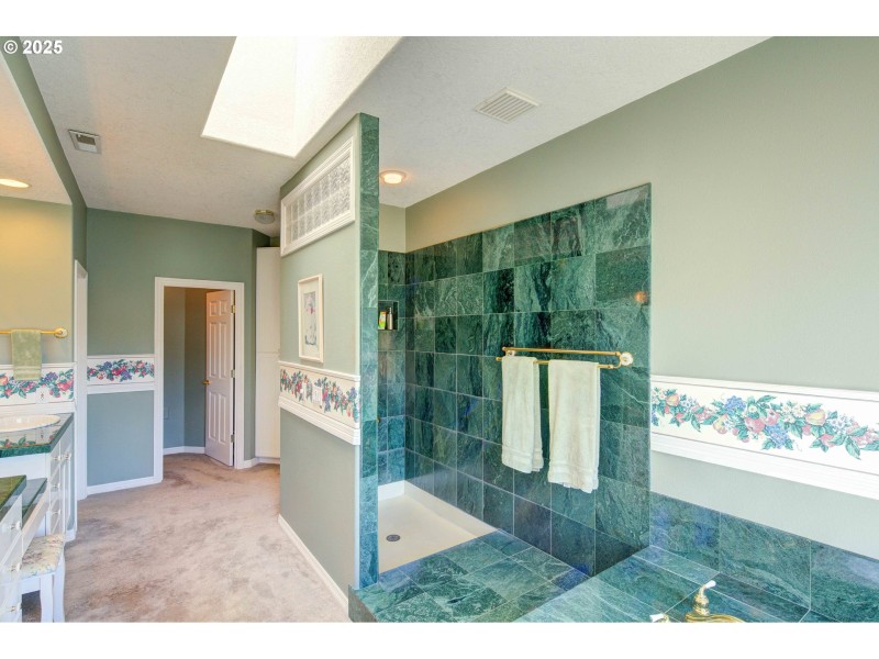 Bathroom, Attached