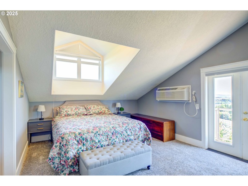 Guest Quarters