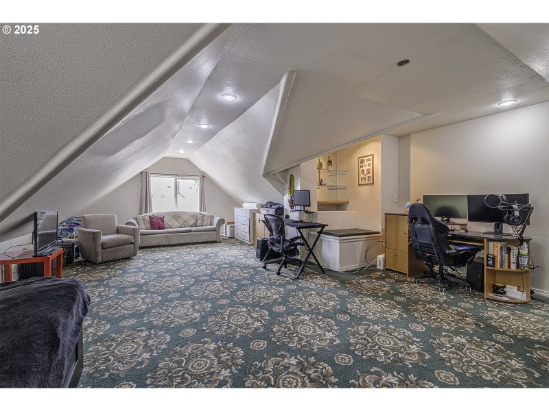 Bonus Room