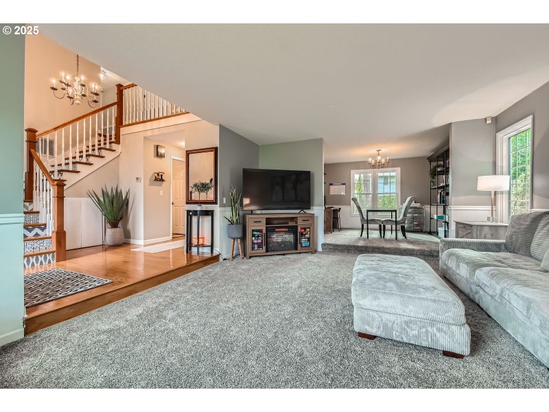 Living Room/Dining Room