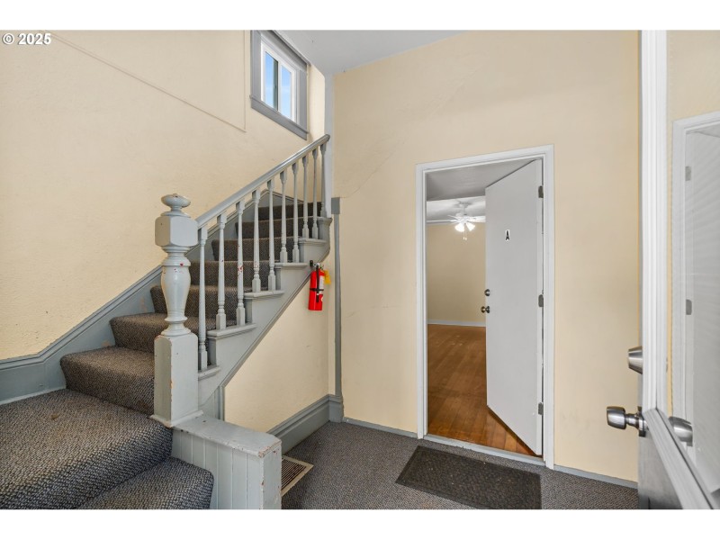 Entrance/Foyer