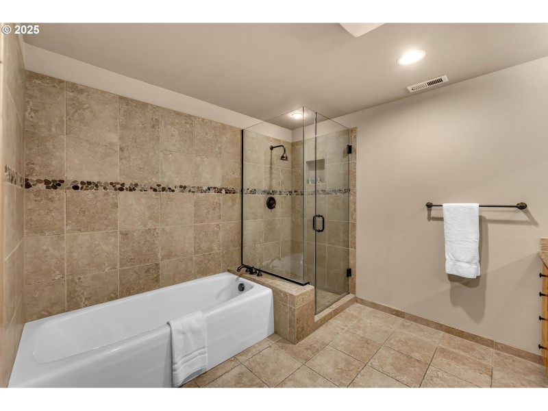 Owner's Suite Bathroom