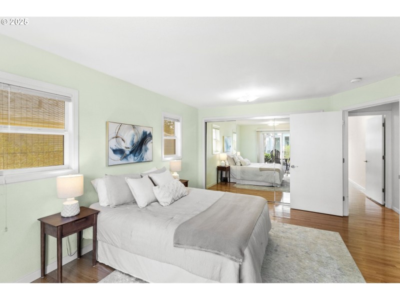 Bedroom, Primary