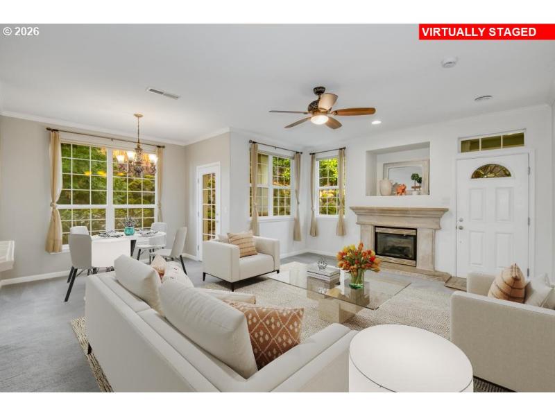 Living Room/Dining Room