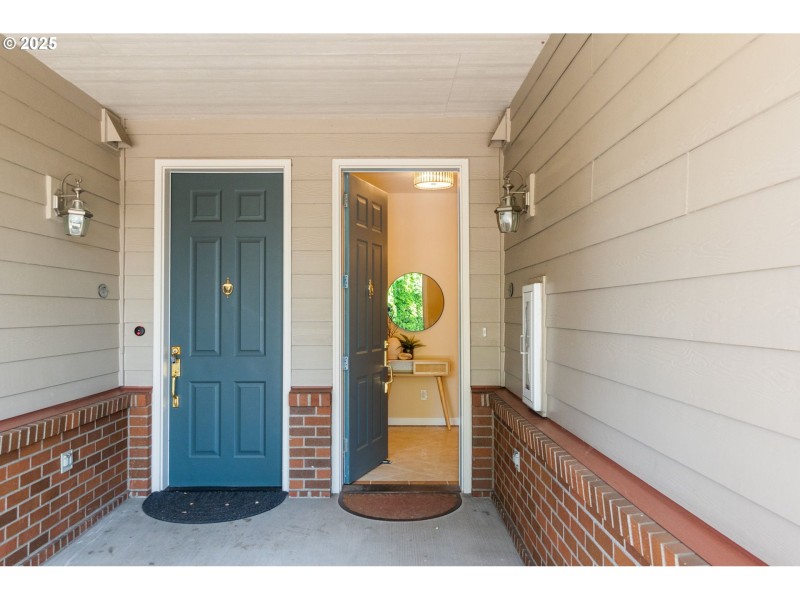 Entrance/Foyer