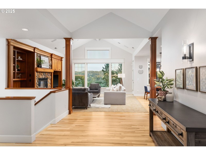 Entrance/Foyer
