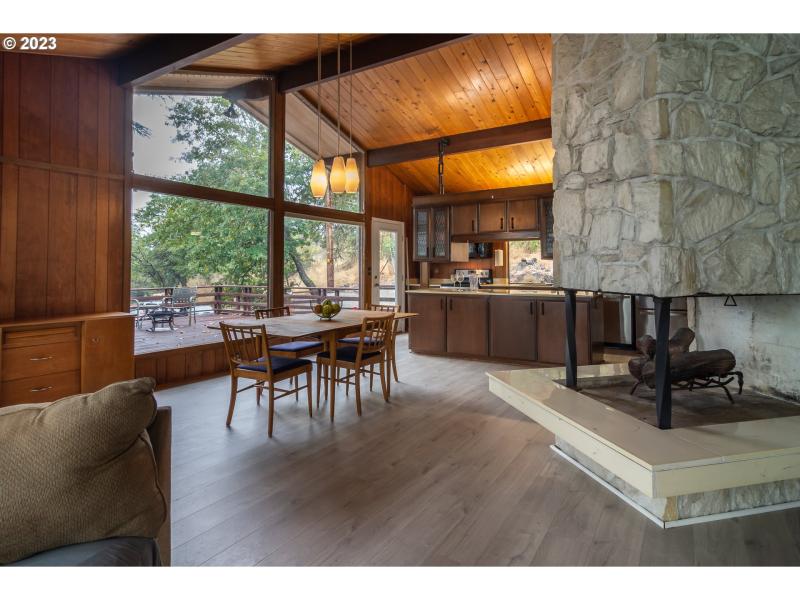 Living Room/Dining Room