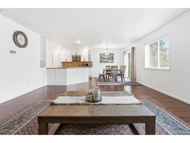 Living Room/Dining Room